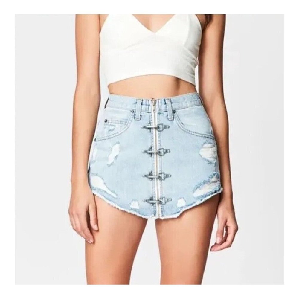 CARMAR LF Beatrice Distressed Denim Mini Skirt Front Zip Size 26 S